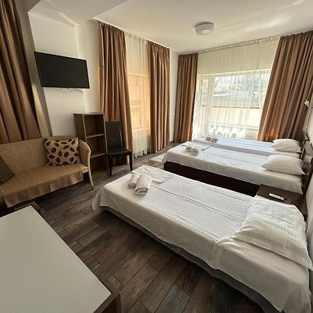 Ave Hotel Victoriei Bucharest Exterior photo
