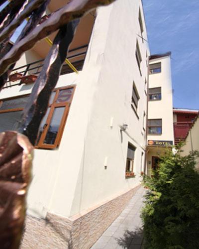 Ave Hotel Victoriei Bucharest Exterior photo