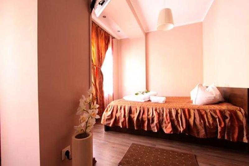 Ave Hotel Victoriei Bucharest Exterior photo